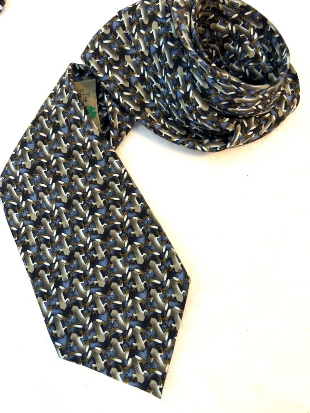 Nature Conservancy Preservation Collection Golden Mantella frog Silk Neck Tie